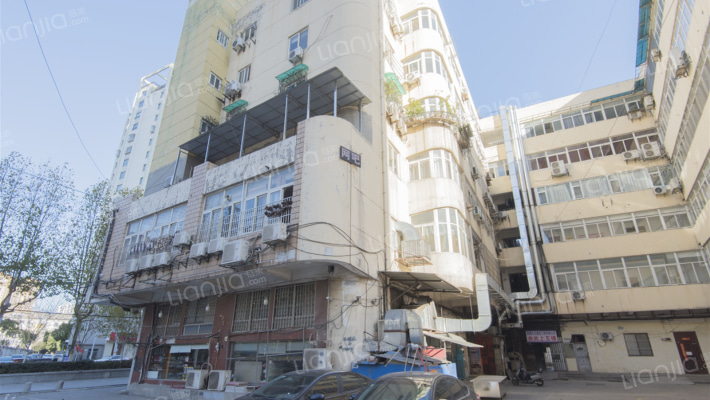 天和大厦外景图