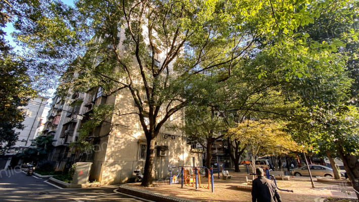 紫东苑小区外景图