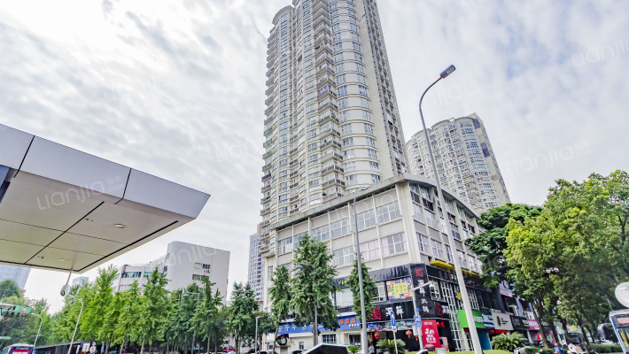 世纪广场外景图