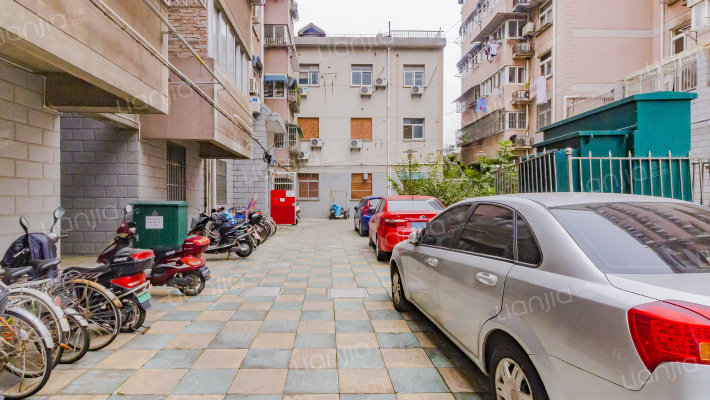 复兴小区外景图