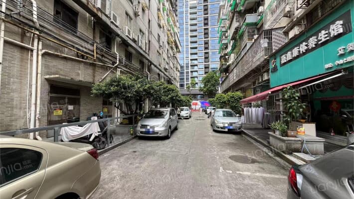 云南大厦外景图