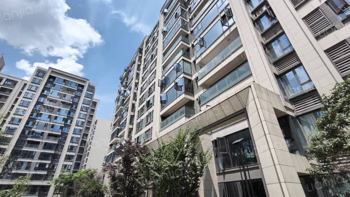 北辰鹿鸣院外景图