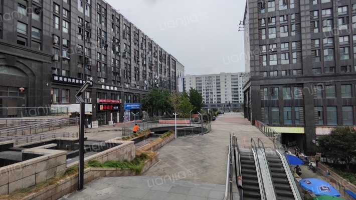 杭海路1699号外景图