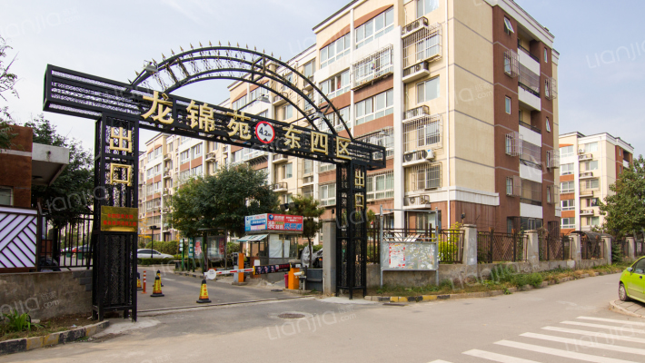 龙锦苑东四区外景图