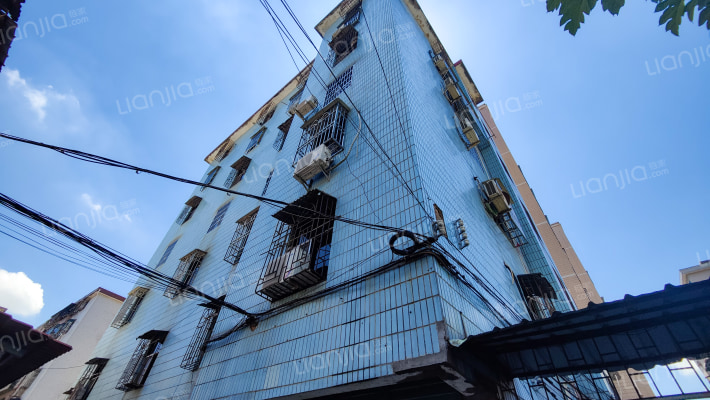 水厂宿舍外景图