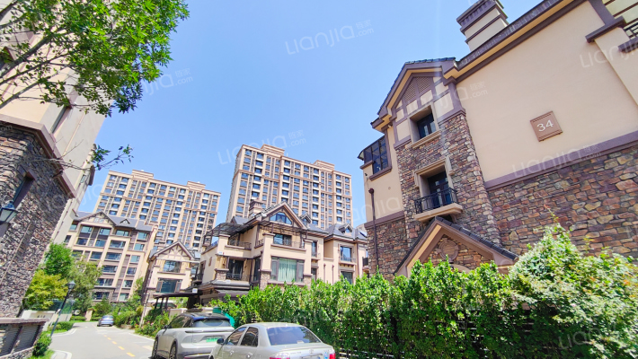 山东蓝海领航互联网产业园外景图