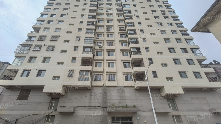 友嘉超市小区外景图