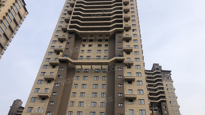 华沃滨河湾外景图