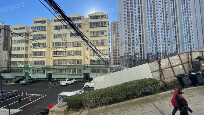 清泉寨邮政大楼外景图