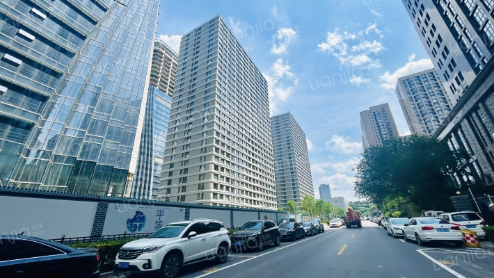 环贸中心外景图