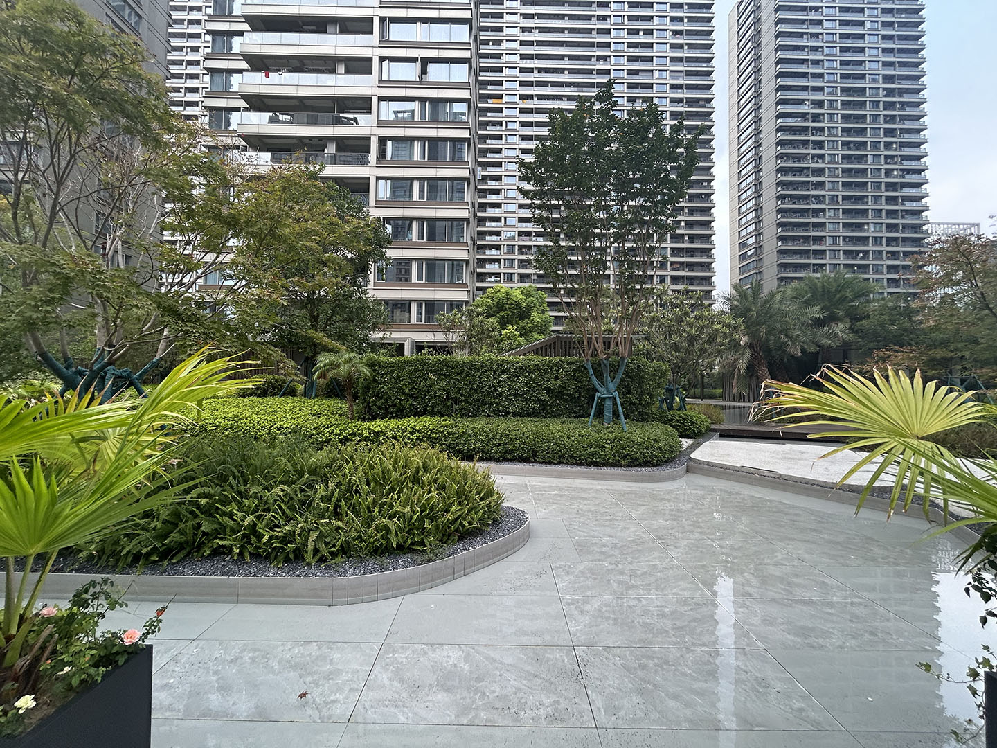 保利天汇小区实景 7