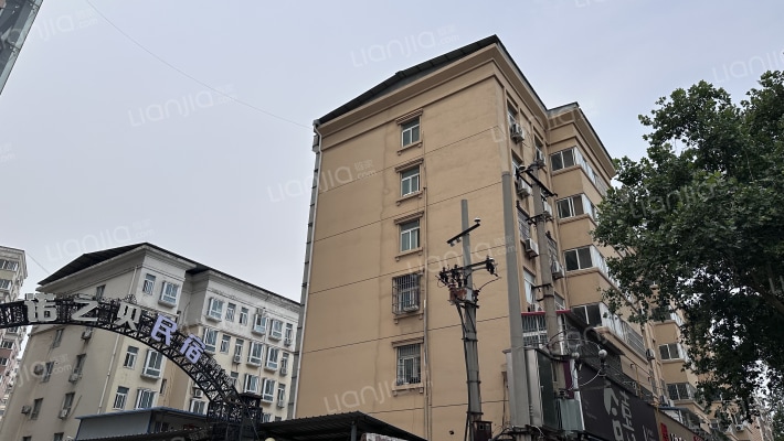 西亚斯教师公寓外景图