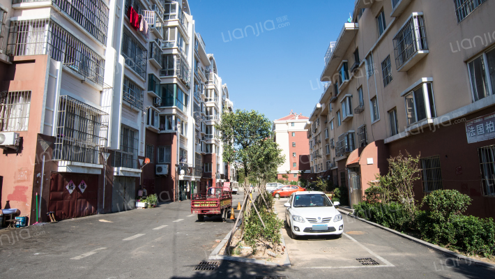 嘉陵江小区外景图