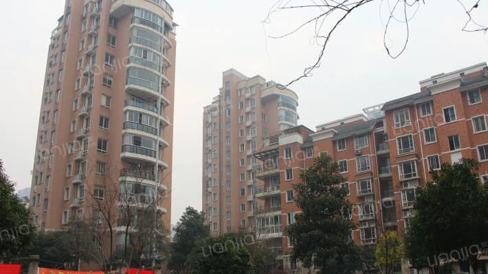 学苑春晓外景图