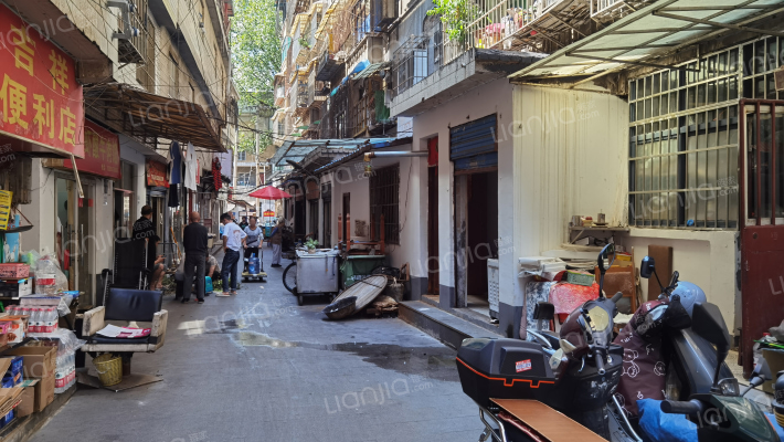 贵乌南路72号外景图