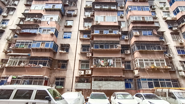 商城路7号外景图