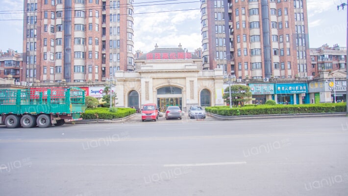 恒茂英伦国际外景图