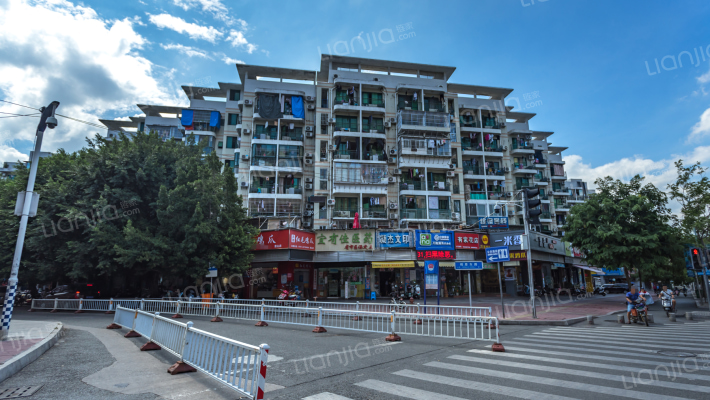 嘉年华花园学生公寓外景图