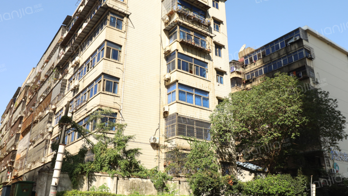 国税局宿舍外景图