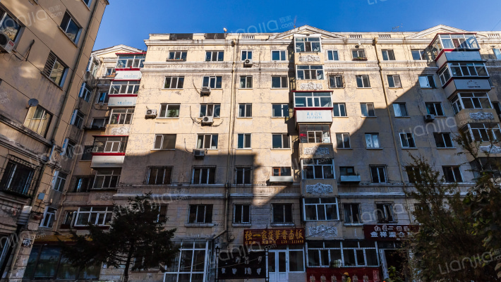 红旗示范新区外景图