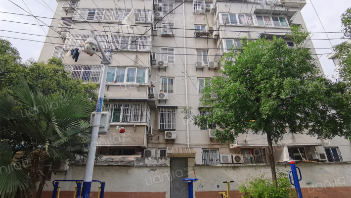 农垦建筑公司红光生活区外景图