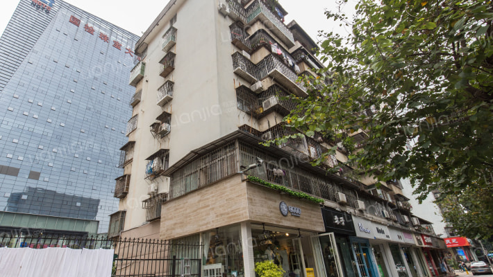 花岗石公司外景图