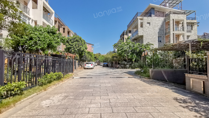 鸿盛阳光美墅外景图