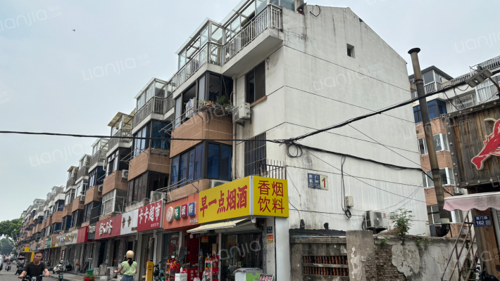 西门新村外景图