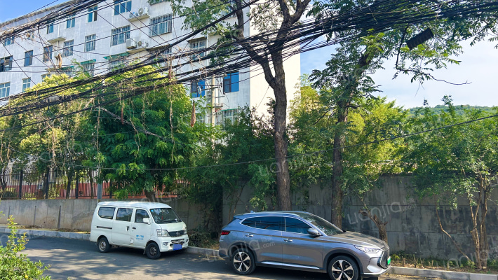 黄河职工疗养院外景图