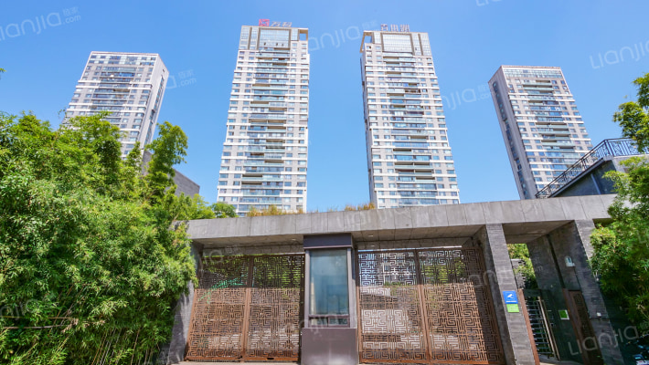 万科青山湖外景图