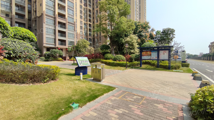 信鸿蔚蓝海岸外景图