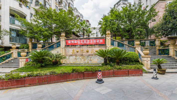 银海嘉怡花园外景图