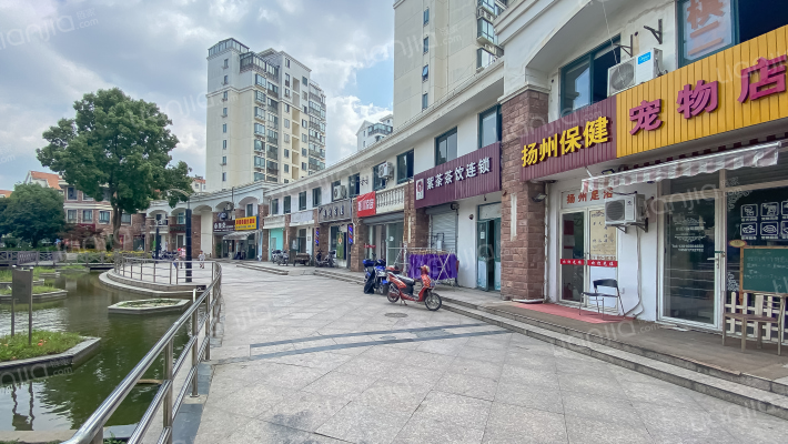 荣盛名邸(别墅)外景图