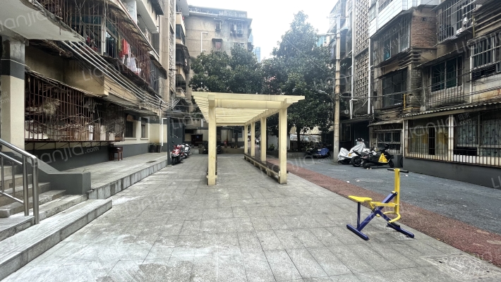 狮峰路34号外景图