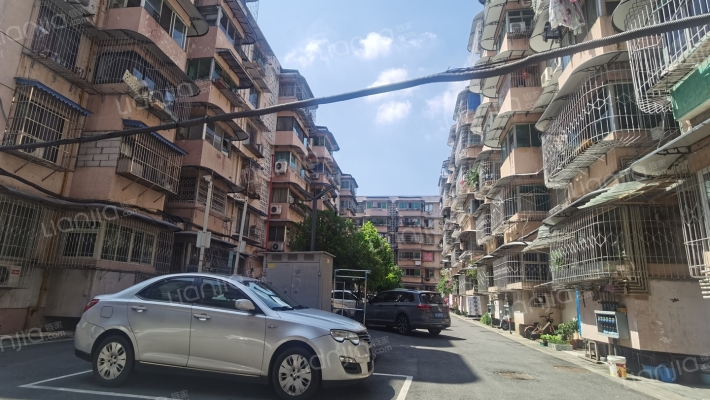 花香苑一区外景图