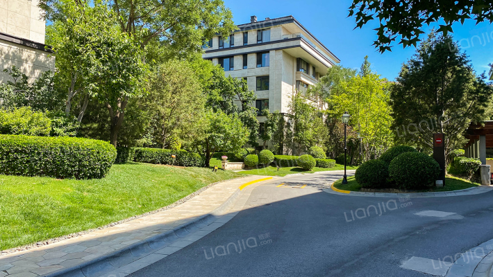 西山壹号院南区外景图