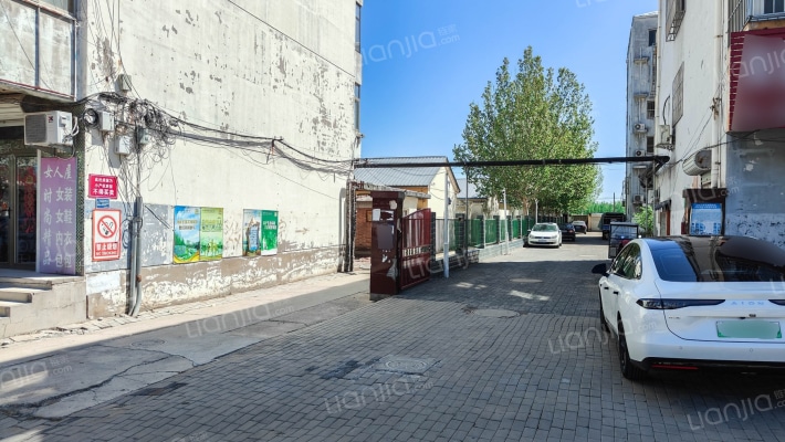 博达小区外景图