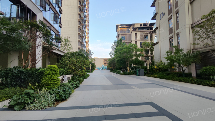 禹洲新希望雍禧兰台外景图