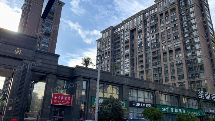 望湖花园外景图