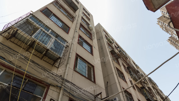 纬五路70号院外景图