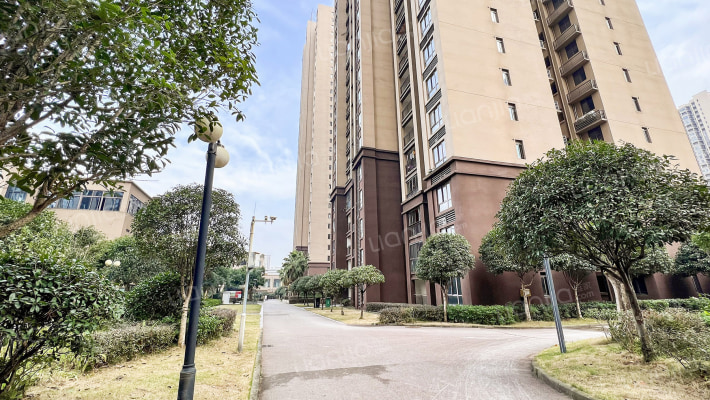 御墅临枫外景图