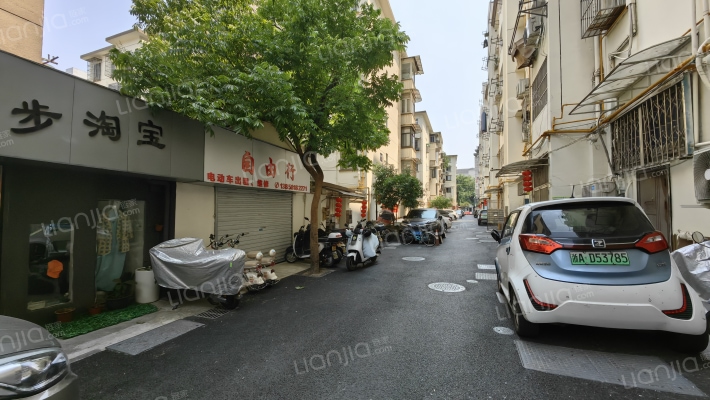 龙兴桥河下外景图