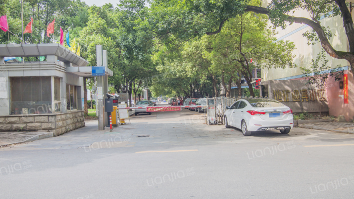 迎宾小区外景图