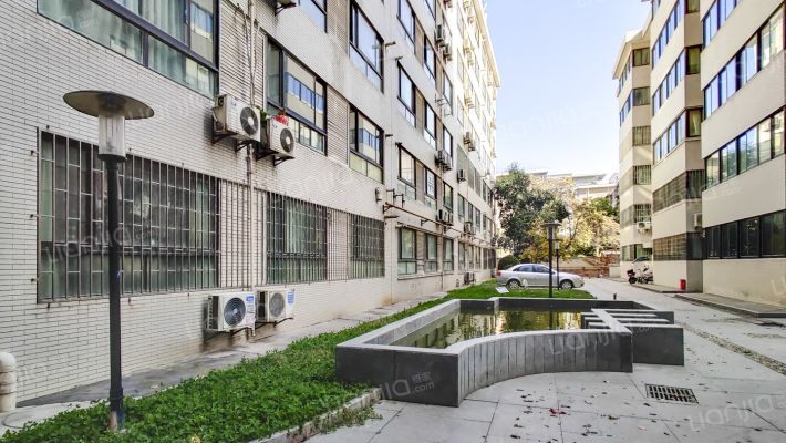 银河怡园公馆外景图