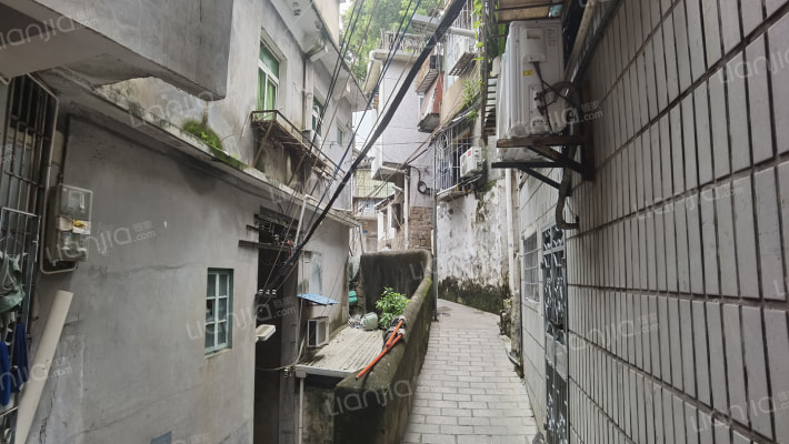 三十六崎巷外景图