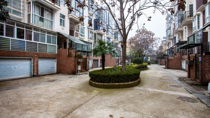 美加湖滨新城一期外景图