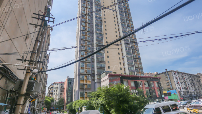 胜利广场住宅楼B区外景图