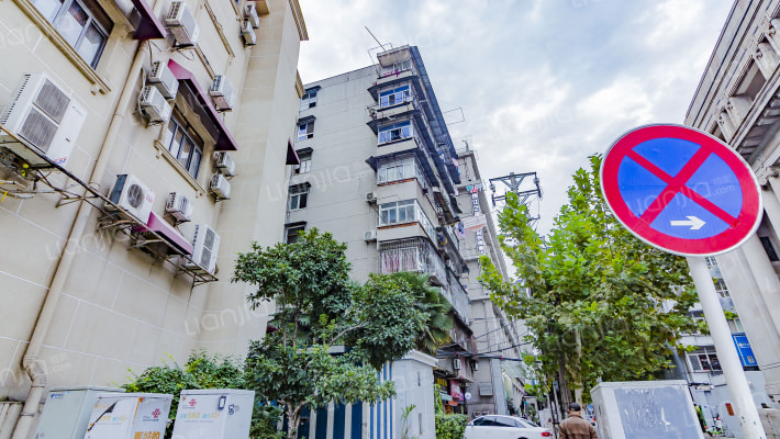 南京路1号小区外景图