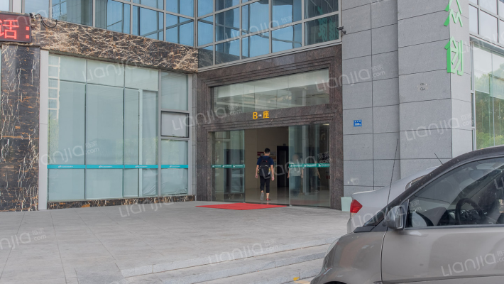 丰润金融控股集团大厦外景图