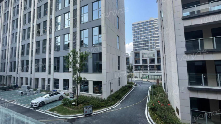 众友新宸中心外景图